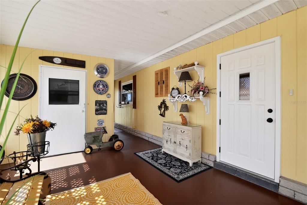 Active With Contract: $150,000 (2 beds, 1 baths, 864 Square Feet)
