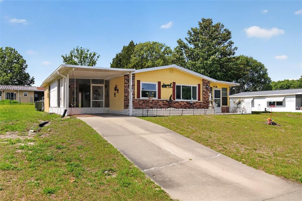 Active With Contract: $150,000 (2 beds, 1 baths, 864 Square Feet)