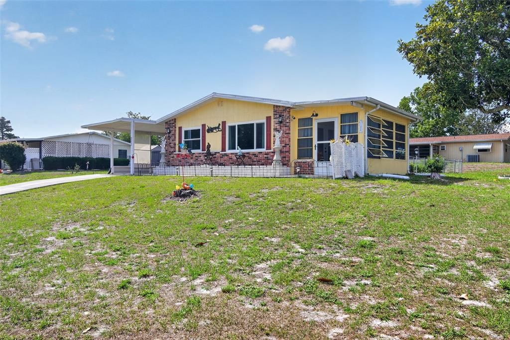 Active With Contract: $150,000 (2 beds, 1 baths, 864 Square Feet)