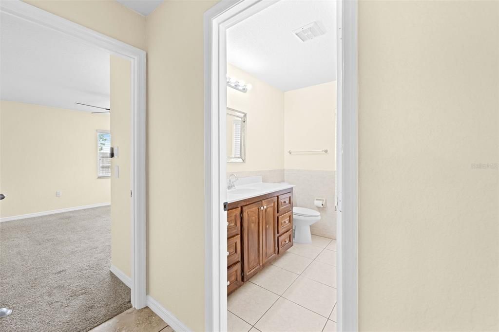 Activo con contrato: $344,000 (3 camas, 2 baños, 1881 Pies cuadrados)