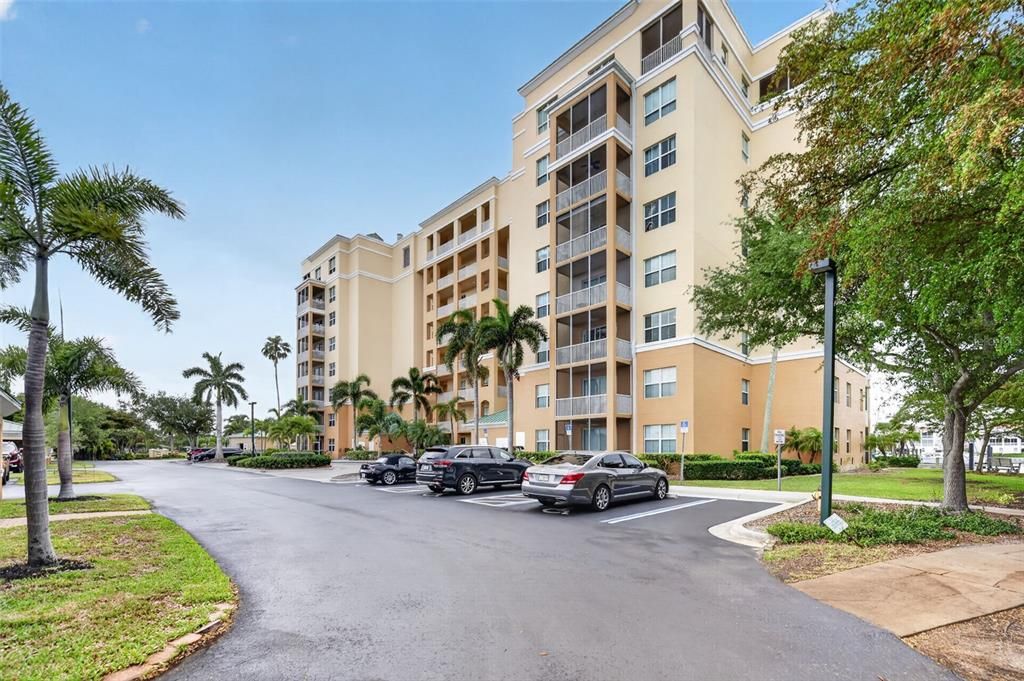 For Sale: $524,000 (3 beds, 2 baths, 1402 Square Feet)