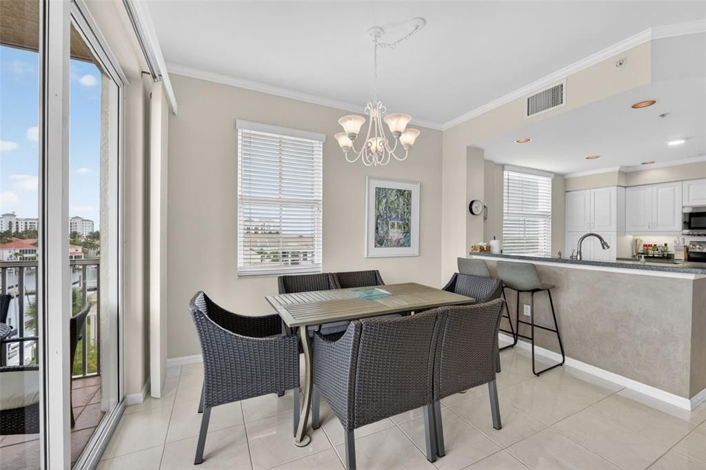 For Sale: $524,000 (3 beds, 2 baths, 1402 Square Feet)
