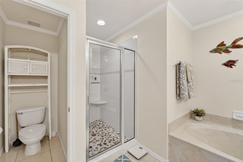 For Sale: $524,000 (3 beds, 2 baths, 1402 Square Feet)