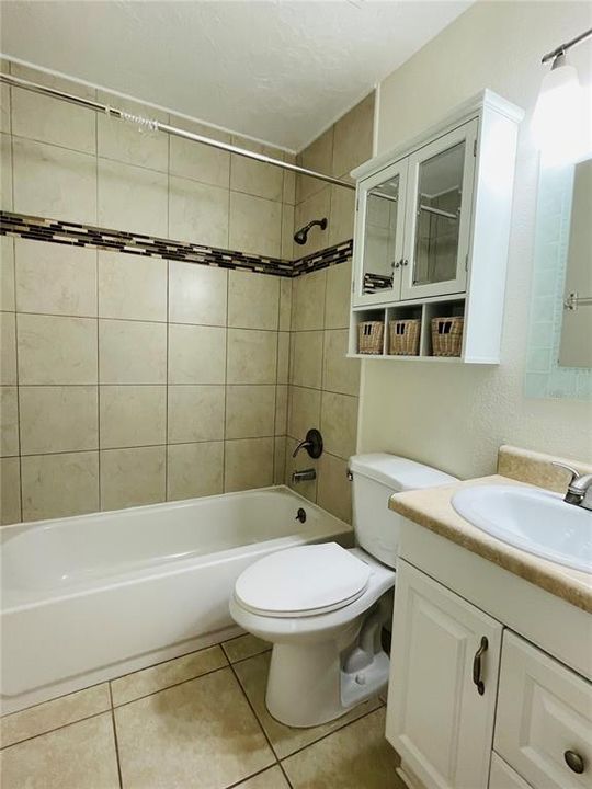 En Renta: $1,800 (3 camas, 2 baños, 1198 Pies cuadrados)