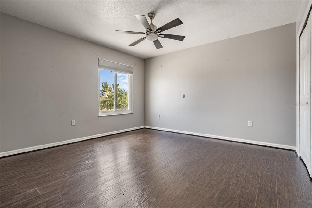 For Sale: $629,900 (3 beds, 2 baths, 2423 Square Feet)