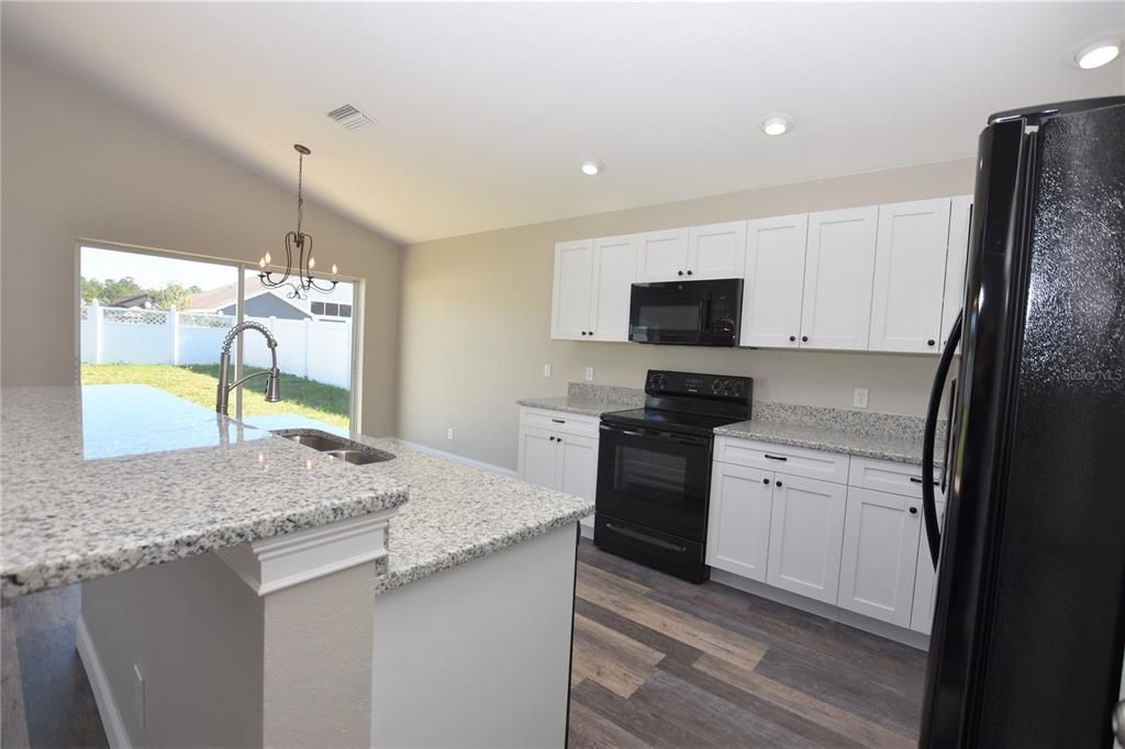 Active With Contract: $2,000 (4 beds, 3 baths, 1883 Square Feet)