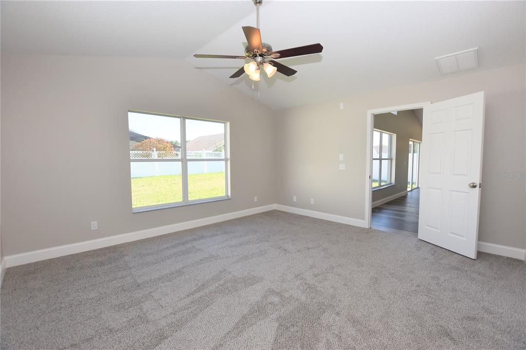 Active With Contract: $2,000 (4 beds, 3 baths, 1883 Square Feet)