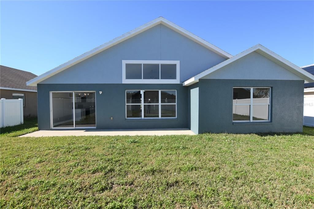 Active With Contract: $2,000 (4 beds, 3 baths, 1883 Square Feet)