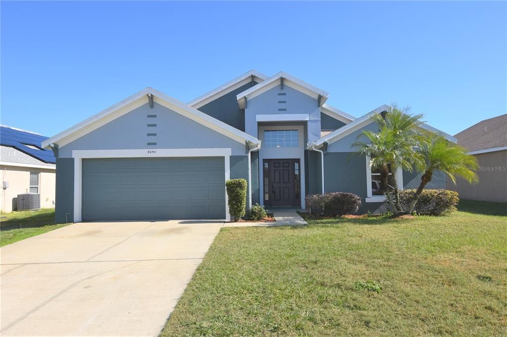 Active With Contract: $2,000 (4 beds, 3 baths, 1883 Square Feet)