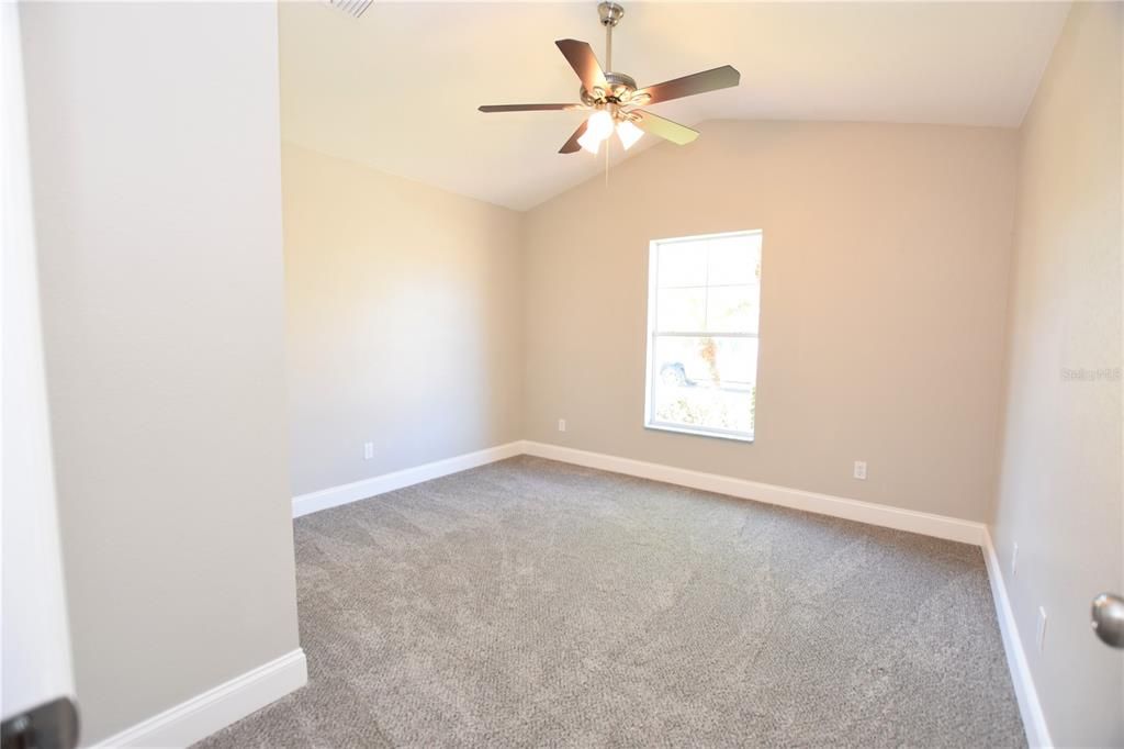 Active With Contract: $2,000 (4 beds, 3 baths, 1883 Square Feet)