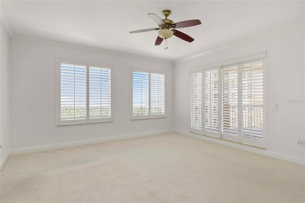 For Sale: $1,675,000 (4 beds, 3 baths, 2610 Square Feet)