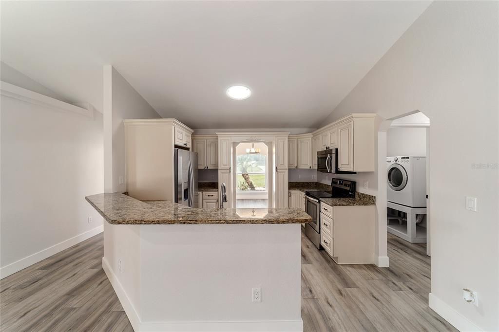 For Sale: $349,000 (4 beds, 3 baths, 2090 Square Feet)