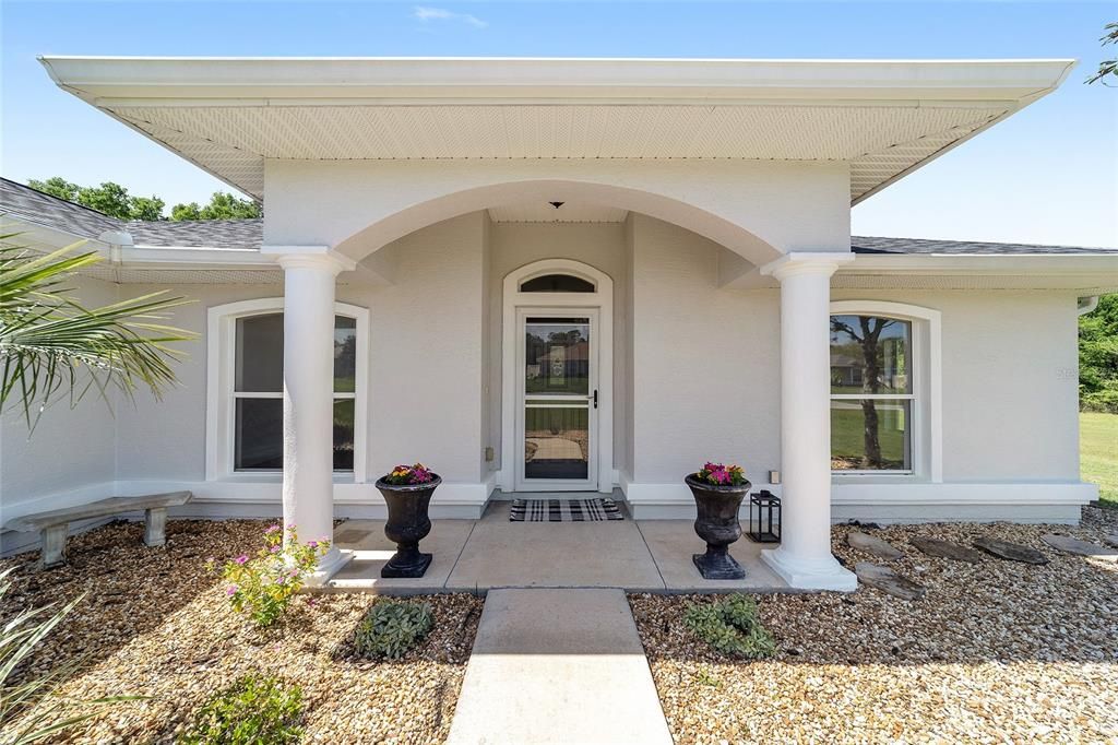 For Sale: $349,000 (4 beds, 3 baths, 2090 Square Feet)