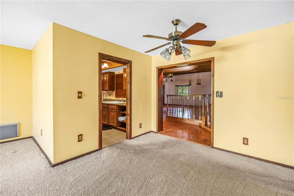 For Sale: $795,000 (3 beds, 2 baths, 2997 Square Feet)
