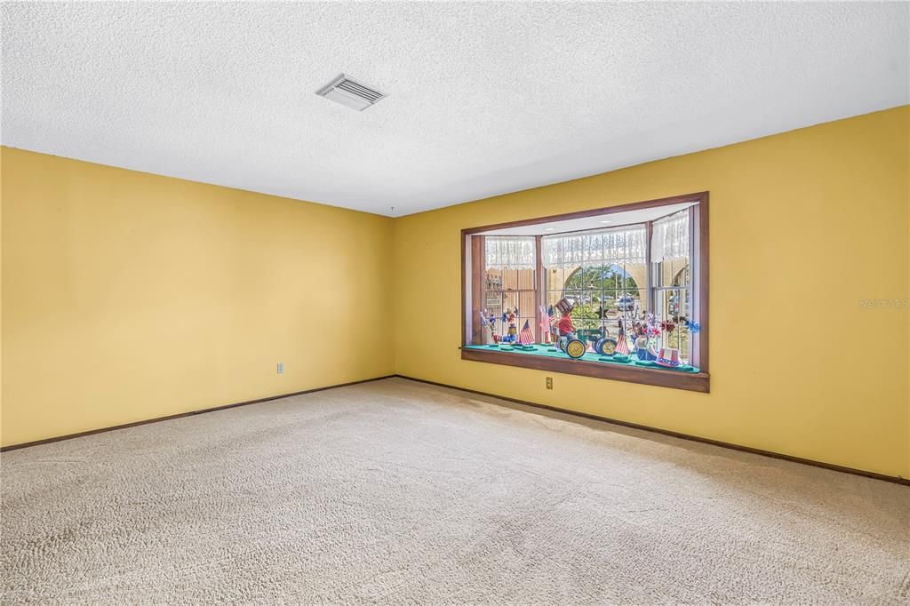 For Sale: $795,000 (3 beds, 2 baths, 2997 Square Feet)