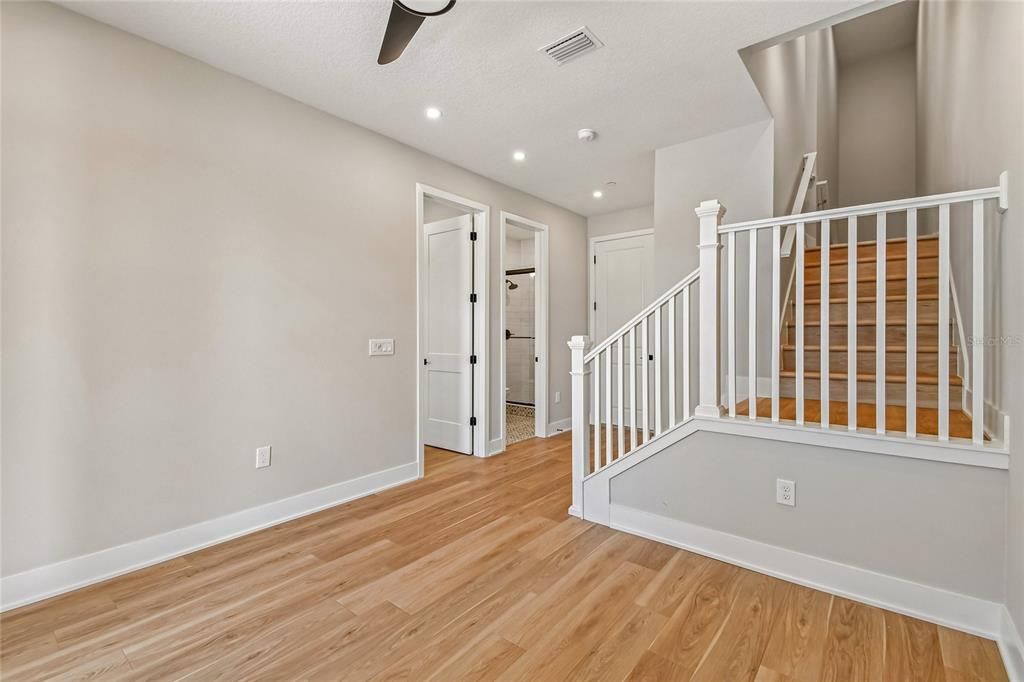 Active With Contract: $782,845 (4 beds, 3 baths, 2558 Square Feet)