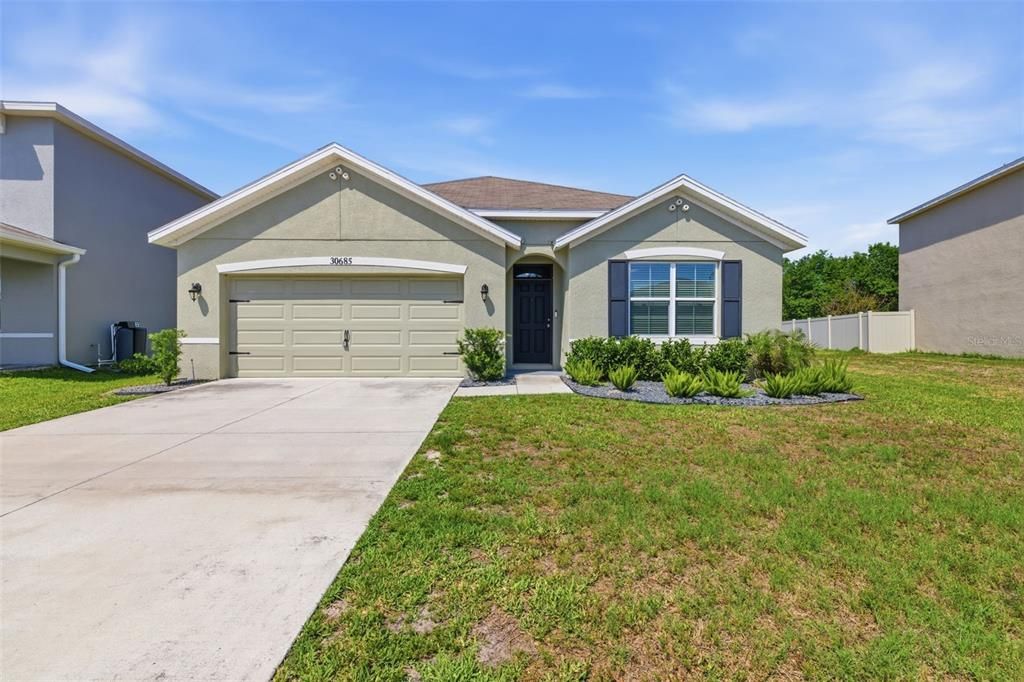 For Sale: $368,000 (4 beds, 2 baths, 1846 Square Feet)