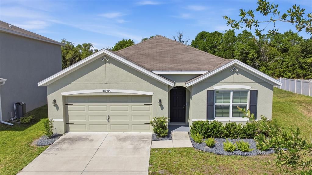 For Sale: $368,000 (4 beds, 2 baths, 1846 Square Feet)