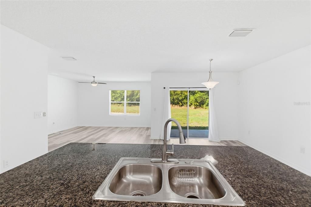 For Sale: $368,000 (4 beds, 2 baths, 1846 Square Feet)