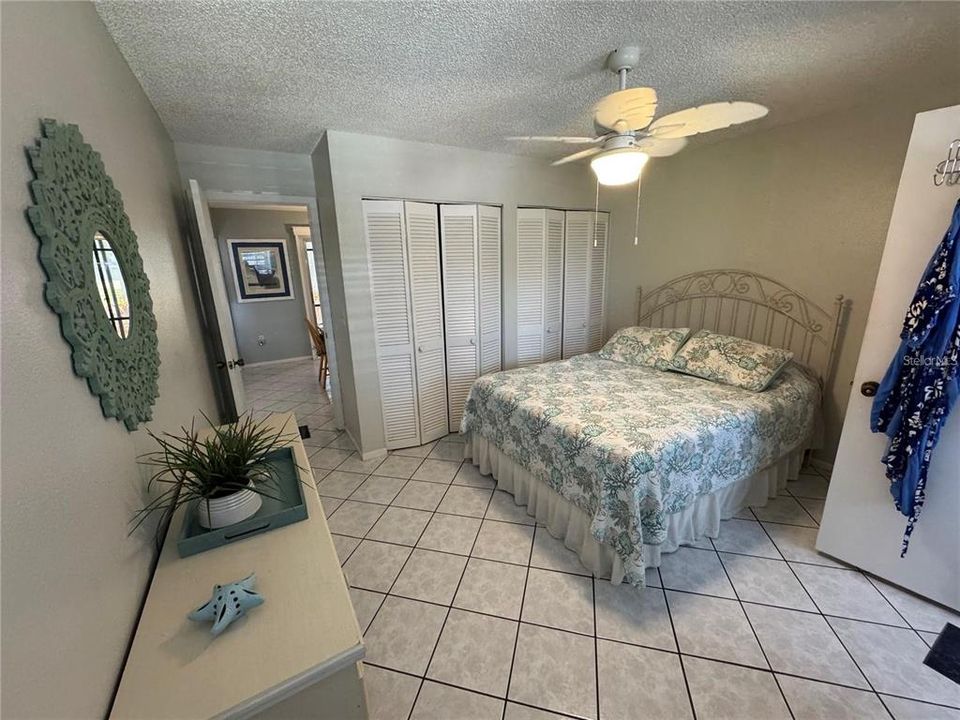 For Rent: $2,200 (2 beds, 2 baths, 936 Square Feet)