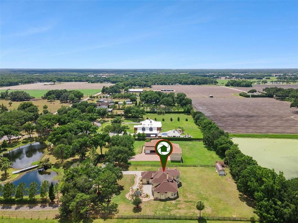En Venta: $1,035,000 (4 camas, 3 baños, 3942 Pies cuadrados)