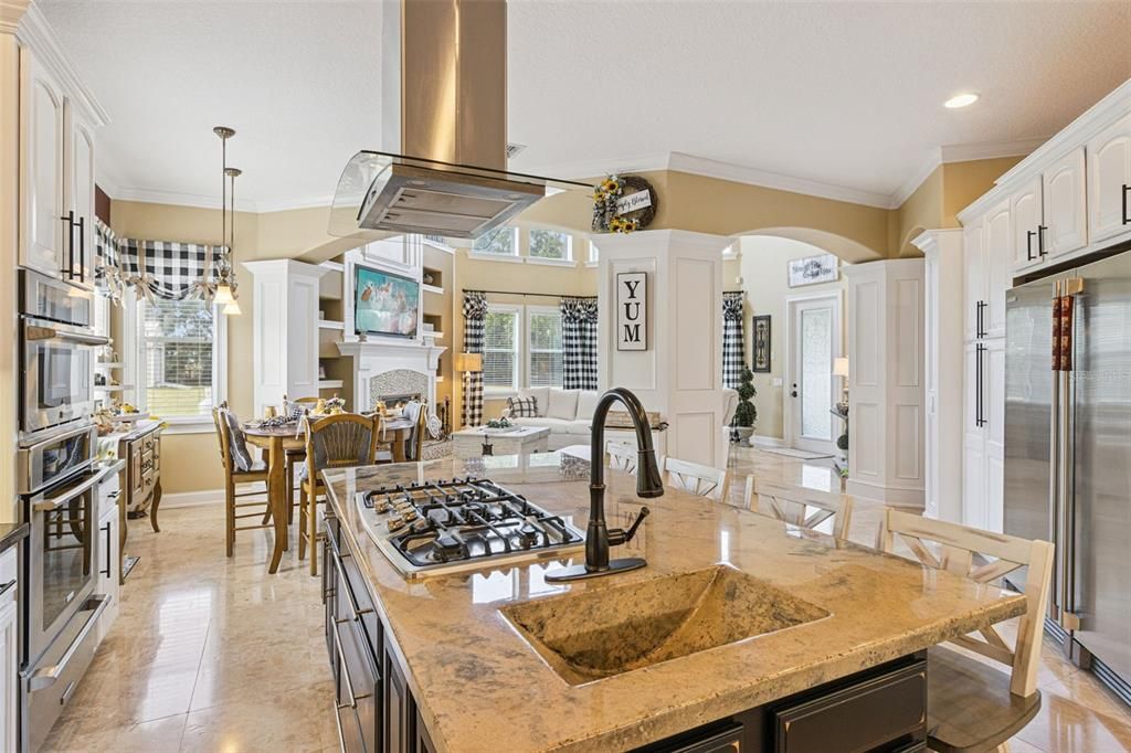 En Venta: $1,035,000 (4 camas, 3 baños, 3942 Pies cuadrados)