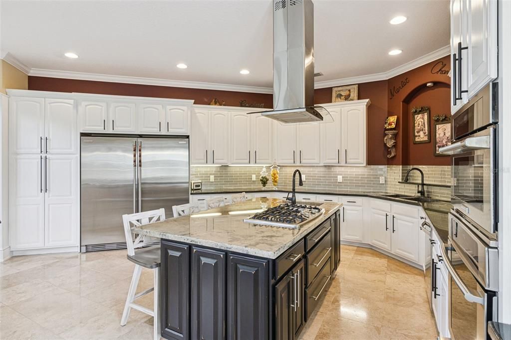 En Venta: $1,035,000 (4 camas, 3 baños, 3942 Pies cuadrados)