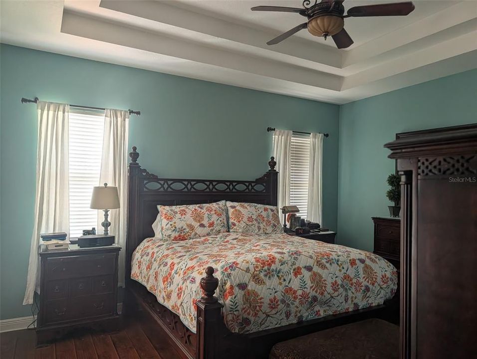 For Sale: $520,000 (4 beds, 2 baths, 2132 Square Feet)