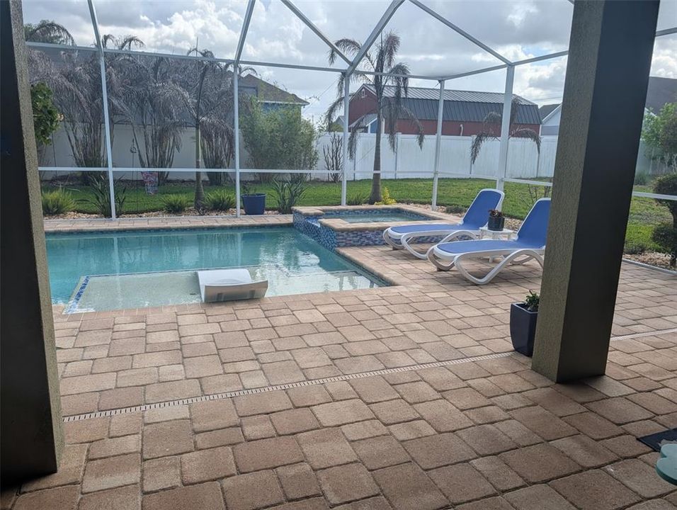 For Sale: $520,000 (4 beds, 2 baths, 2132 Square Feet)