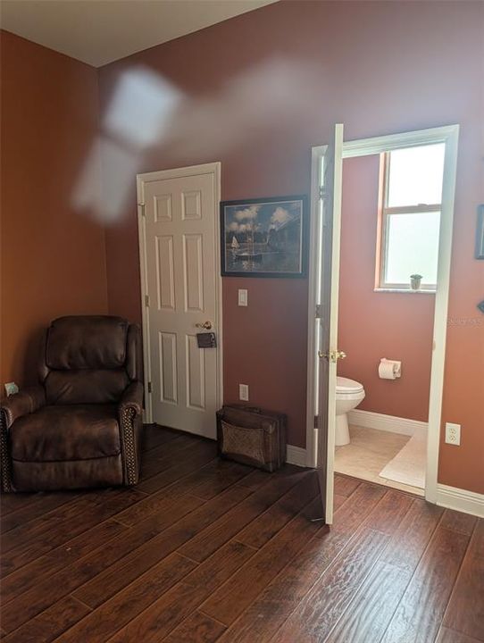 For Sale: $520,000 (4 beds, 2 baths, 2132 Square Feet)