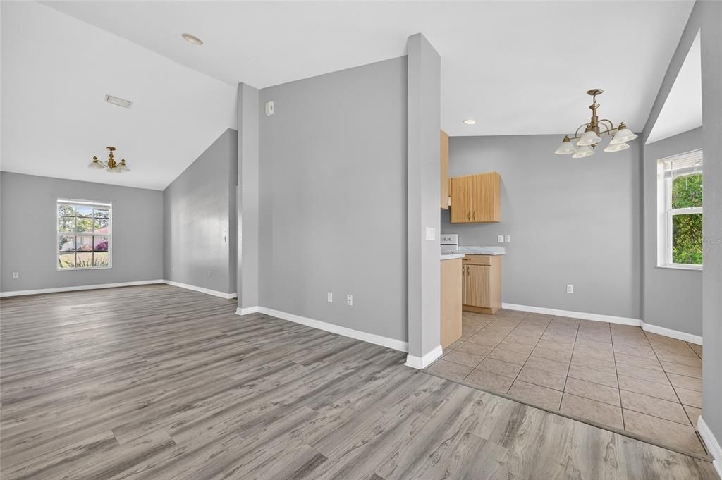 Activo con contrato: $262,000 (3 camas, 2 baños, 1452 Pies cuadrados)