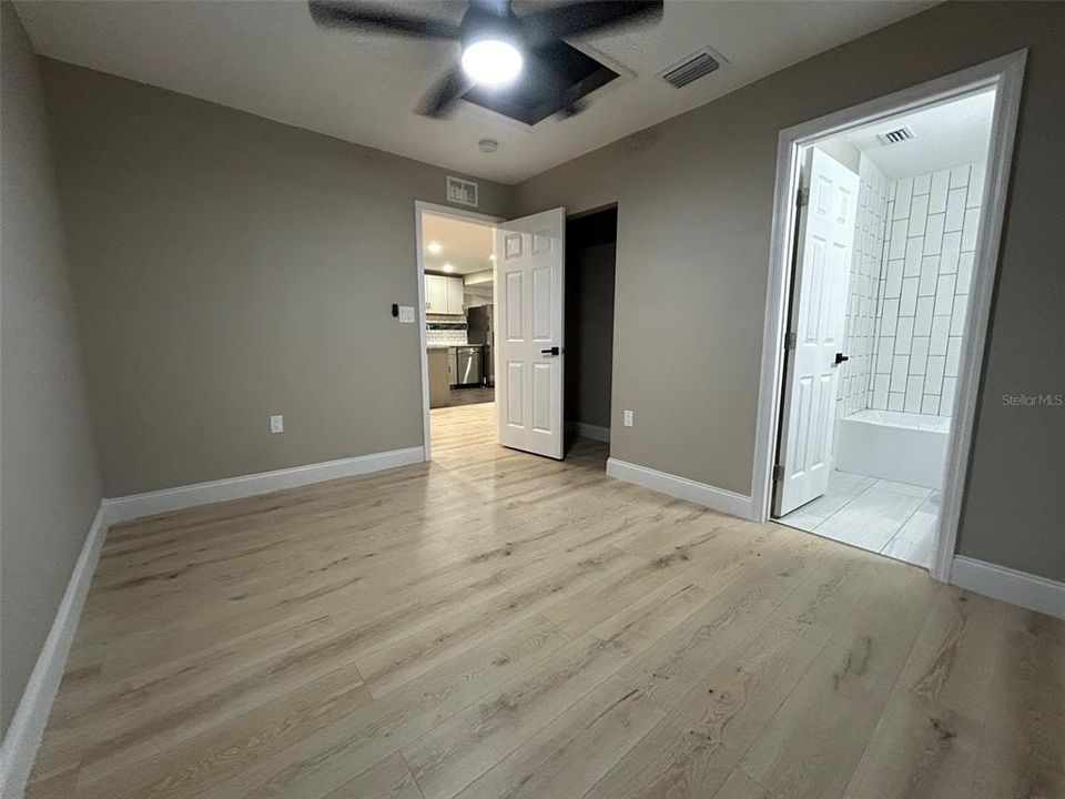 В аренду: $3,450 (5 спален, 4 ванн, 1790 Квадратных фут)
