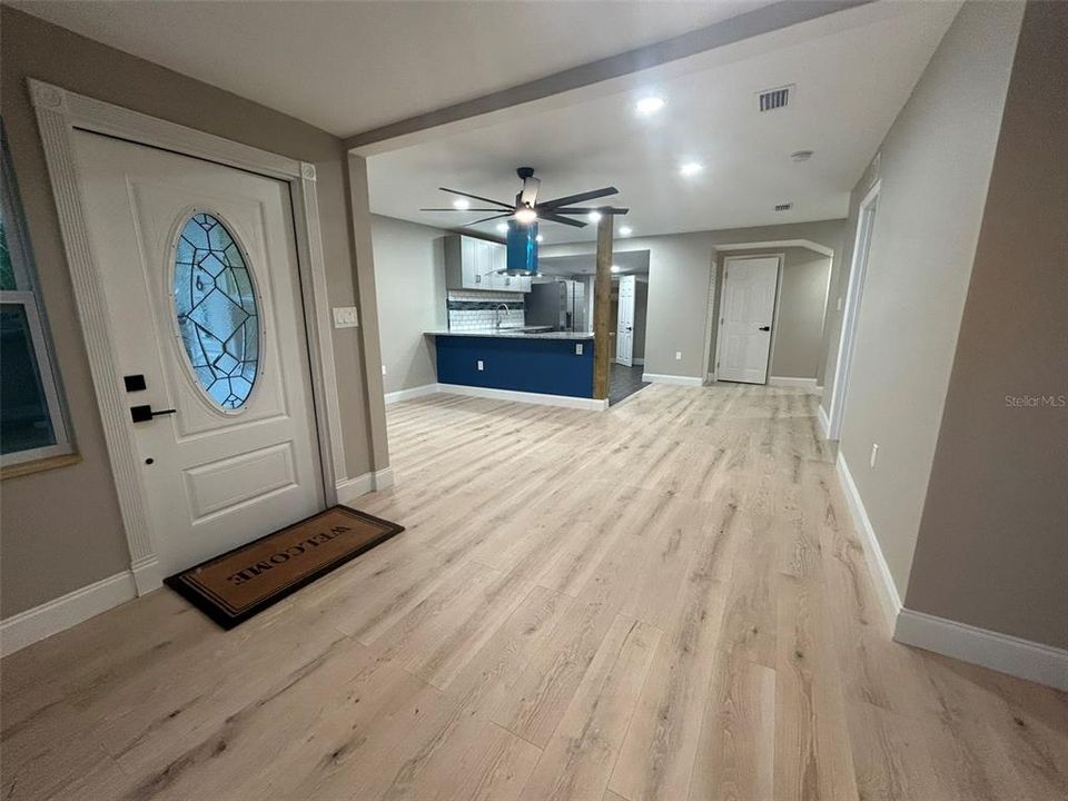 В аренду: $3,450 (5 спален, 4 ванн, 1790 Квадратных фут)
