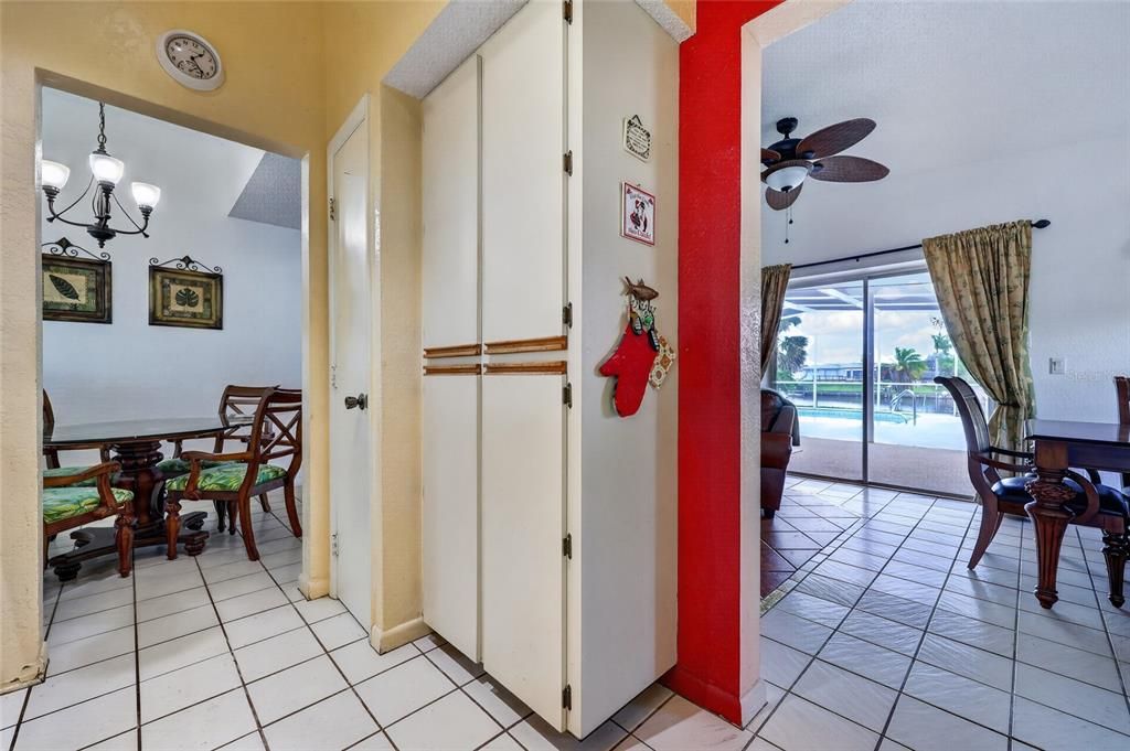 For Sale: $314,900 (3 beds, 2 baths, 1631 Square Feet)