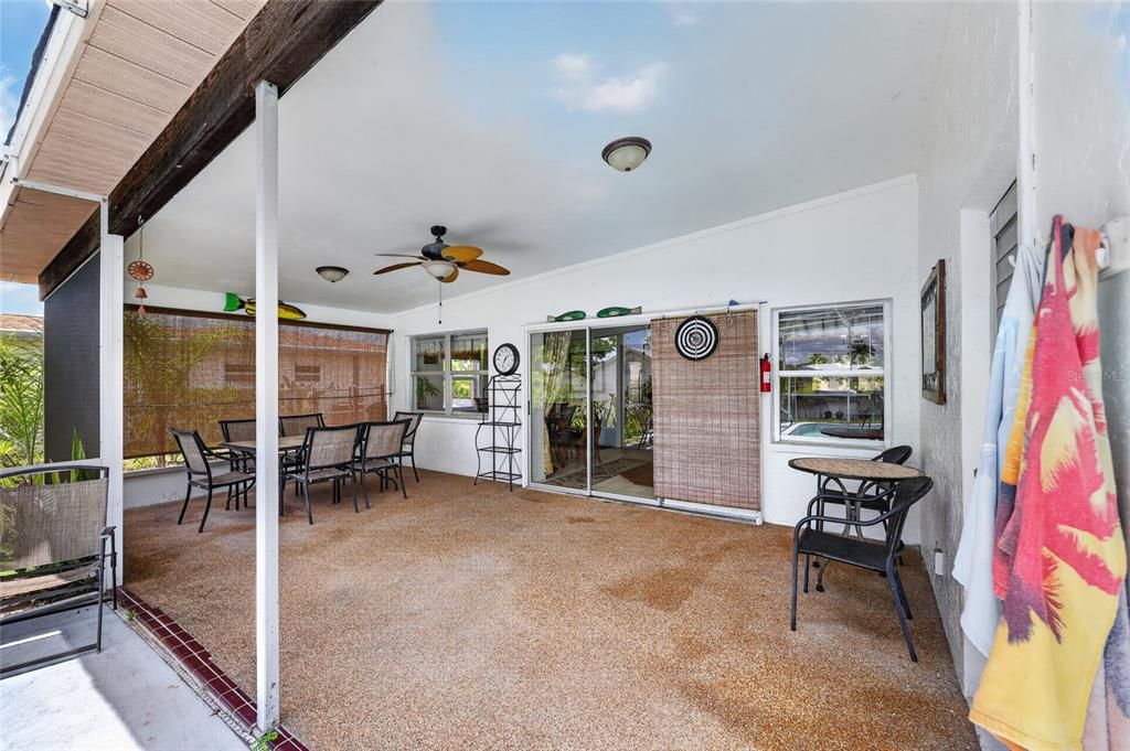 For Sale: $314,900 (3 beds, 2 baths, 1631 Square Feet)