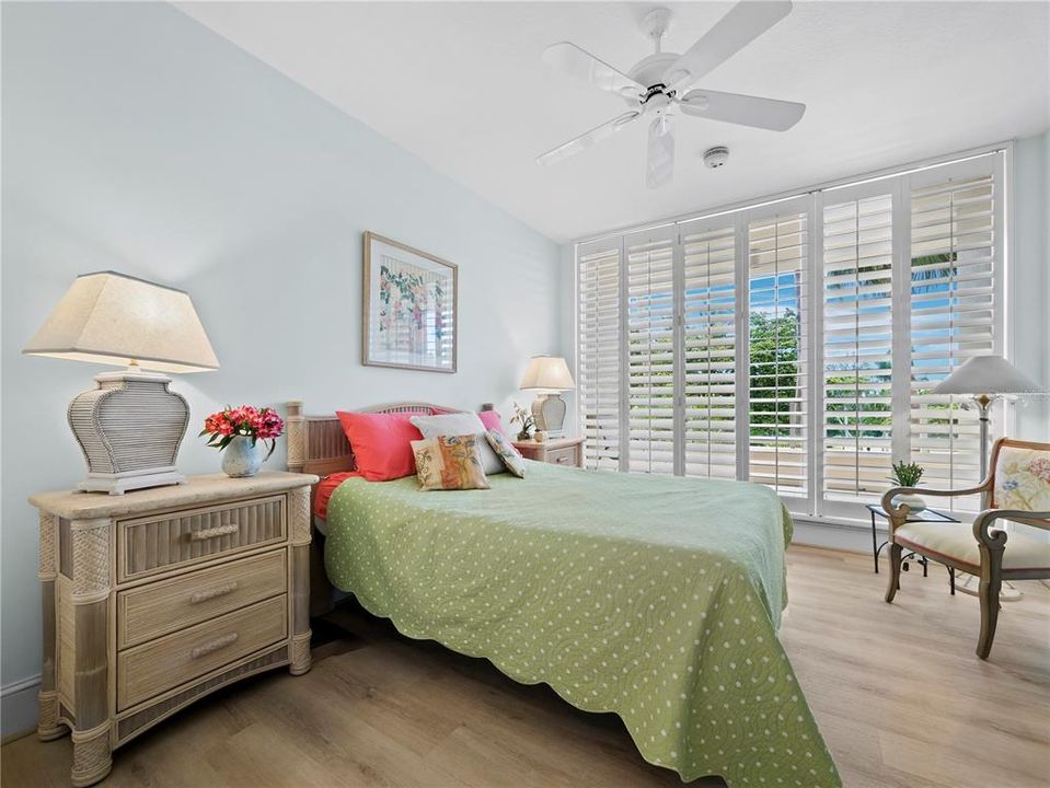 For Sale: $995,000 (3 beds, 3 baths, 2143 Square Feet)