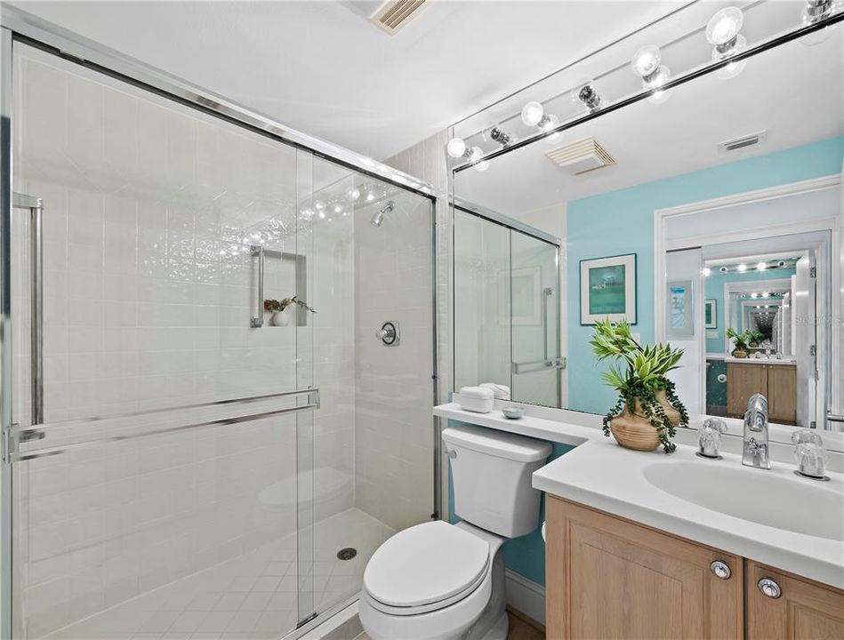 For Sale: $995,000 (3 beds, 3 baths, 2143 Square Feet)