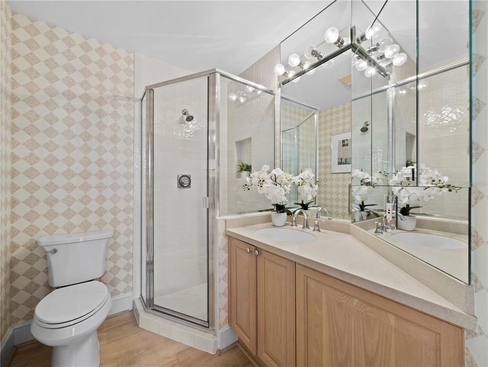 For Sale: $995,000 (3 beds, 3 baths, 2143 Square Feet)