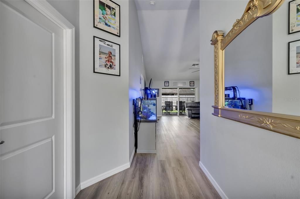 For Sale: $349,900 (4 beds, 2 baths, 1644 Square Feet)