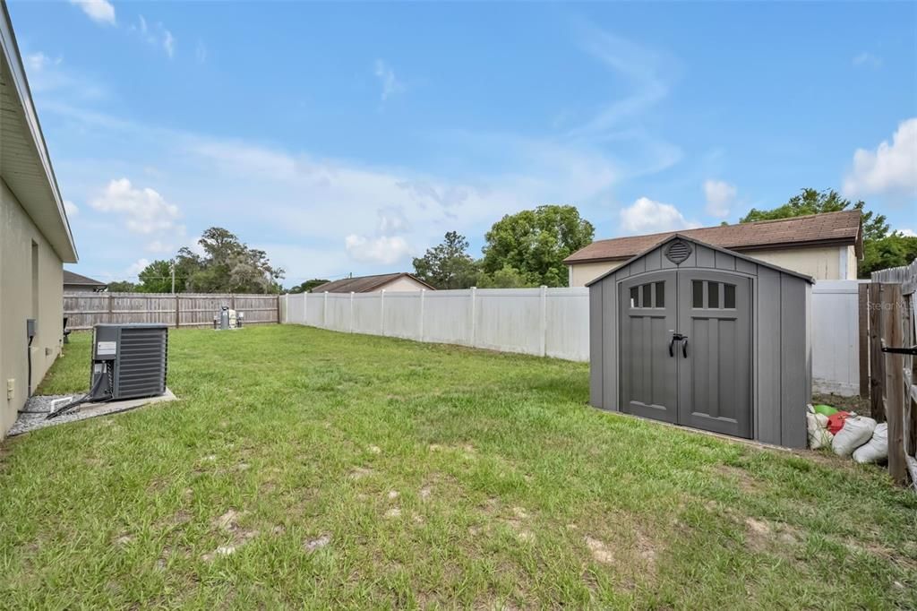 For Sale: $349,900 (4 beds, 2 baths, 1644 Square Feet)