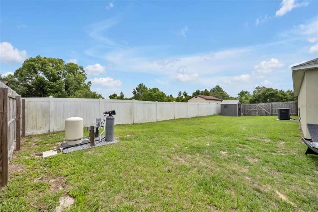 For Sale: $349,900 (4 beds, 2 baths, 1644 Square Feet)