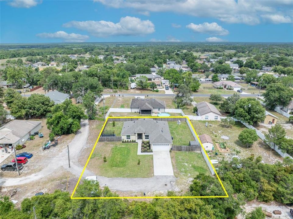 For Sale: $349,900 (4 beds, 2 baths, 1644 Square Feet)