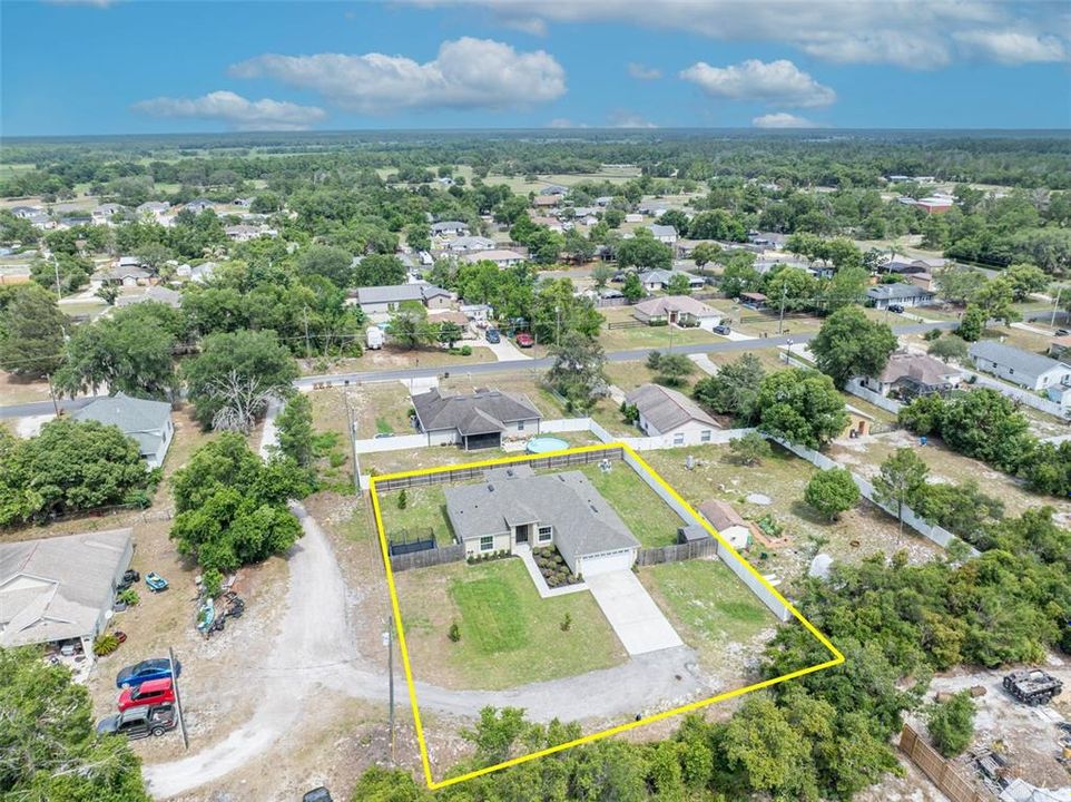 For Sale: $349,900 (4 beds, 2 baths, 1644 Square Feet)
