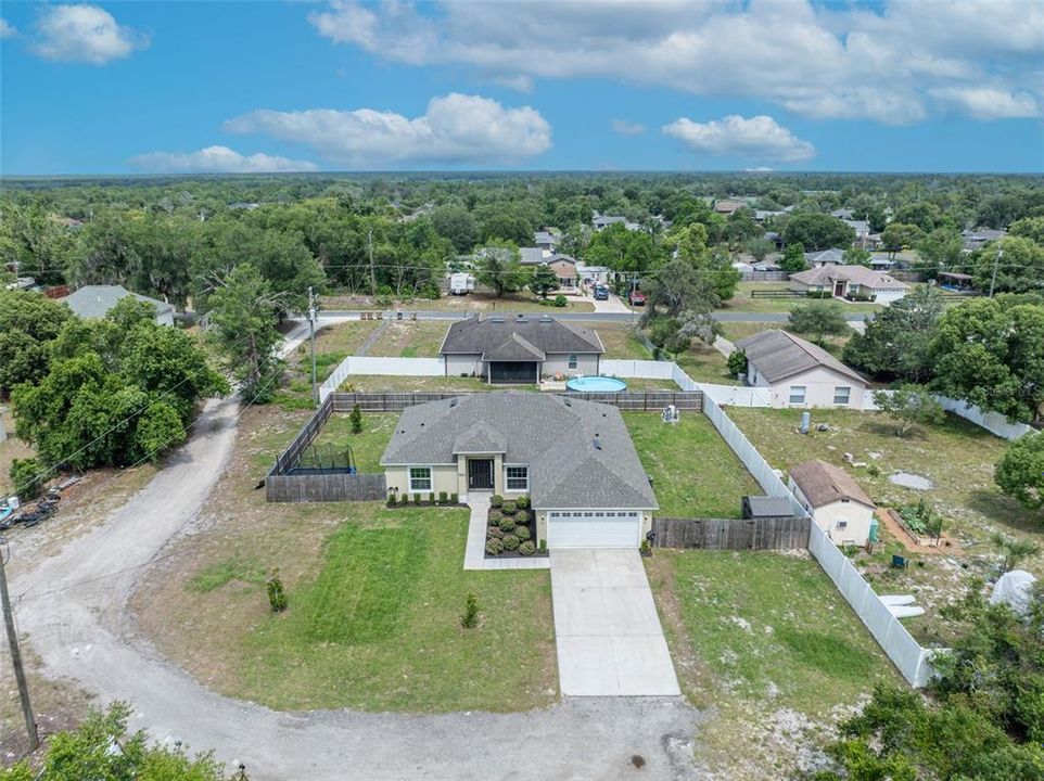 For Sale: $349,900 (4 beds, 2 baths, 1644 Square Feet)