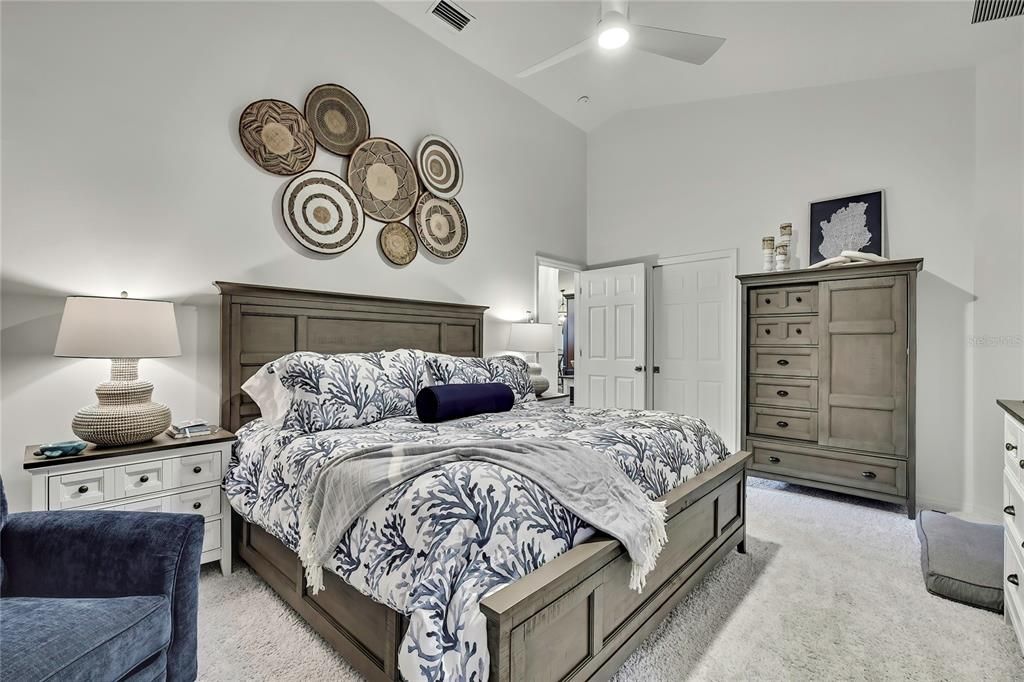 For Sale: $490,000 (3 beds, 2 baths, 1808 Square Feet)