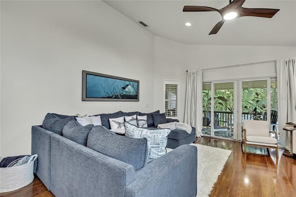 For Sale: $490,000 (3 beds, 2 baths, 1808 Square Feet)
