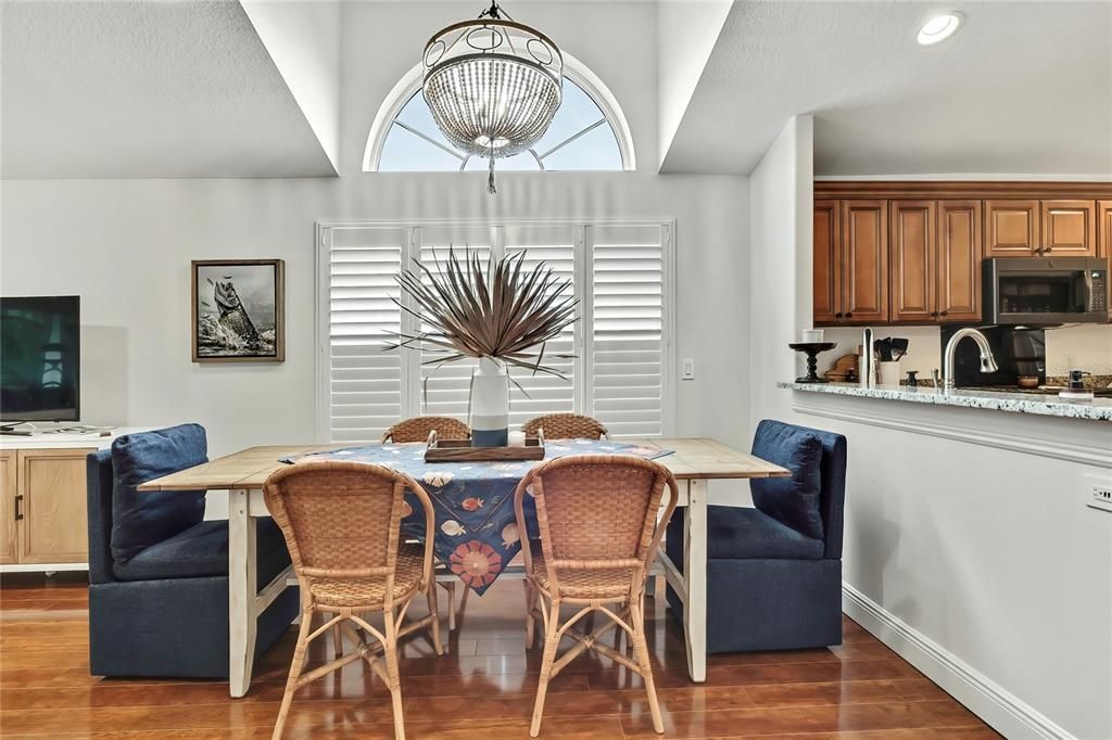 For Sale: $490,000 (3 beds, 2 baths, 1808 Square Feet)