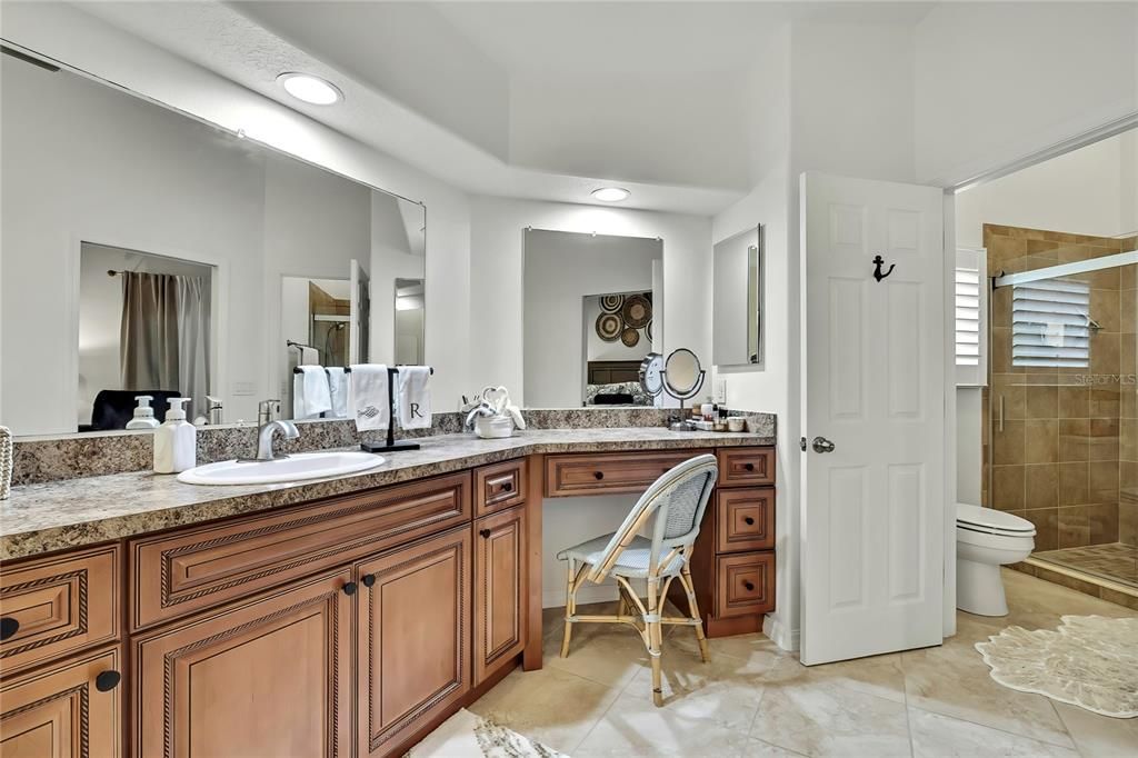 For Sale: $490,000 (3 beds, 2 baths, 1808 Square Feet)
