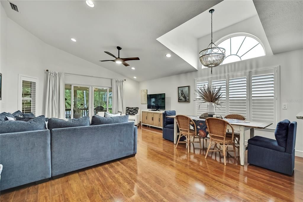 For Sale: $490,000 (3 beds, 2 baths, 1808 Square Feet)
