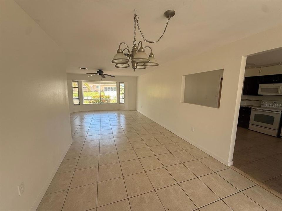 En Renta: $2,000 (3 camas, 2 baños, 1747 Pies cuadrados)